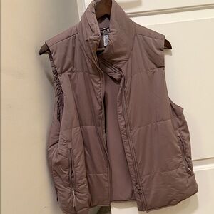 Women's Sleeveless Puffer Vest (Mauve)